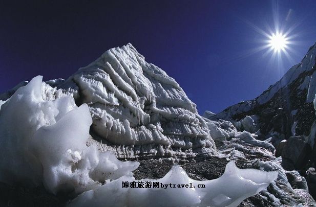 托木尔峰