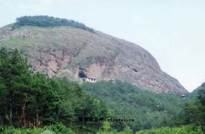 官岩山