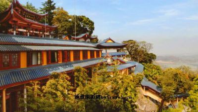 晦翁岩龙峰寺