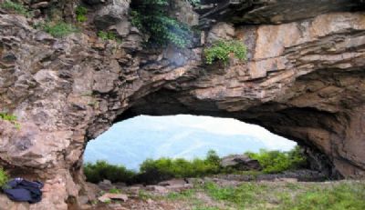 窟窿山风景区