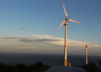东极岛风力发电大风车