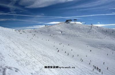 蓝天滑雪场